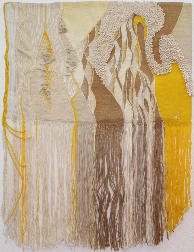 “Cavalo-marinho“, 1984, woven tapestry (cotton, jute, acrylic fiber) 92x72cm, copyright Alves Dias